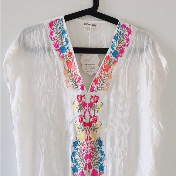 Embroidery floral dress - Picture 6 of 9